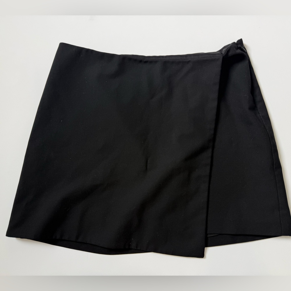 Aritzia Sunday Best Black Wrap Mini Skirt Y2K Asymmetrical Size 0